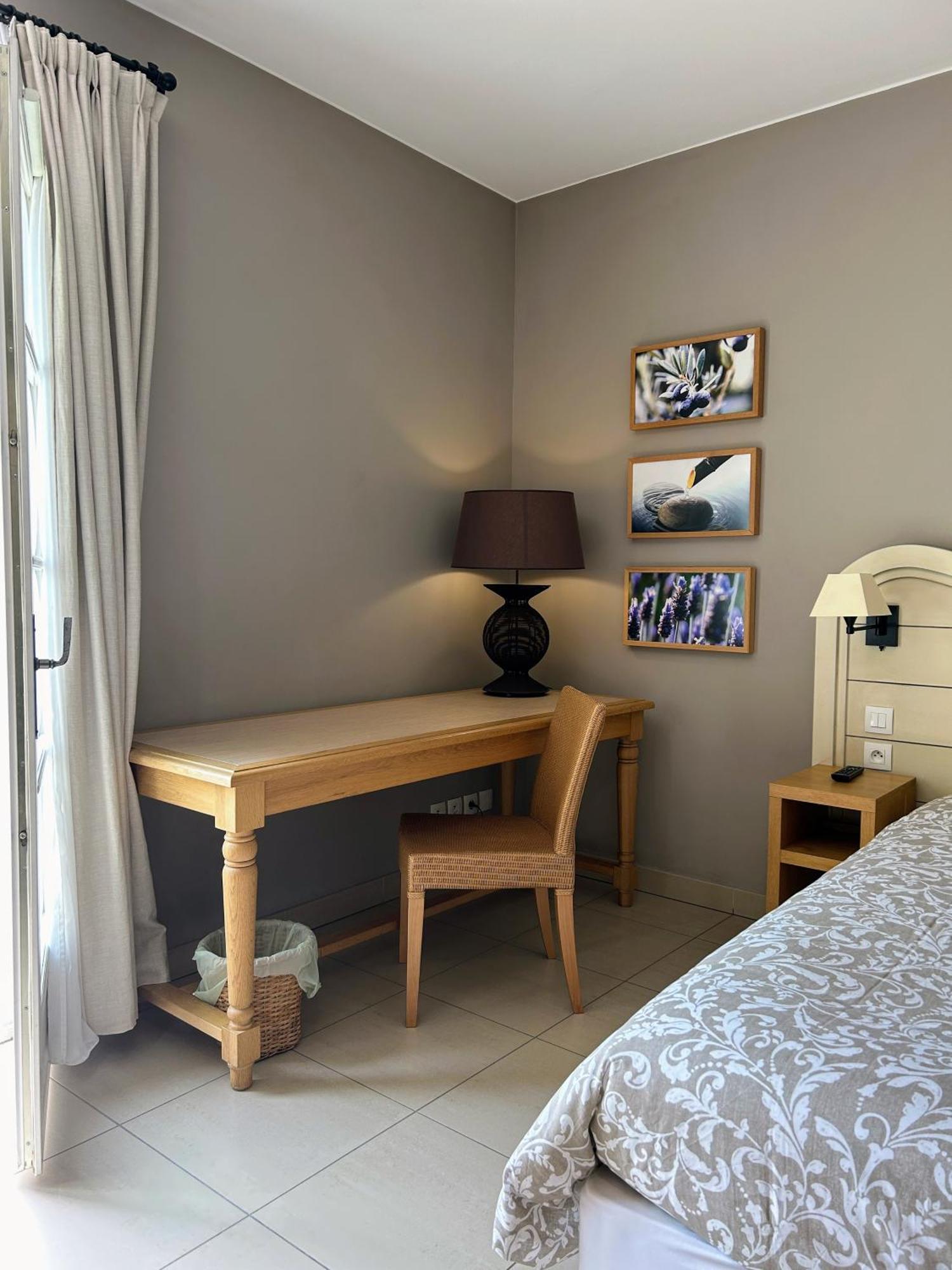 Suite Superieure Domaine Du Golf St Endreol, 1 A 2 Personnes La Motte Eksteriør billede
